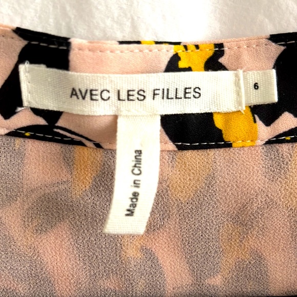 Women’s Size 6 Pleated Blush Pink Skirt W/Toucan Print by Avec Les Filles NWOT - Picture 4 of 5